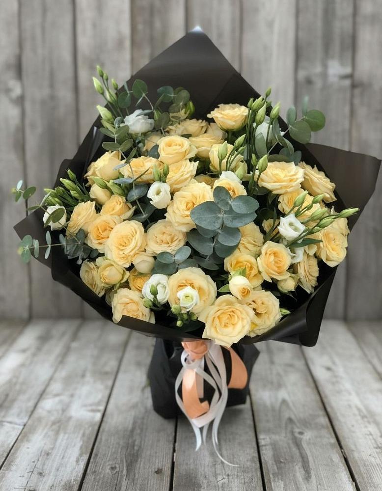 Букет цветов из: Розы и Лизиантусы в Ордынском