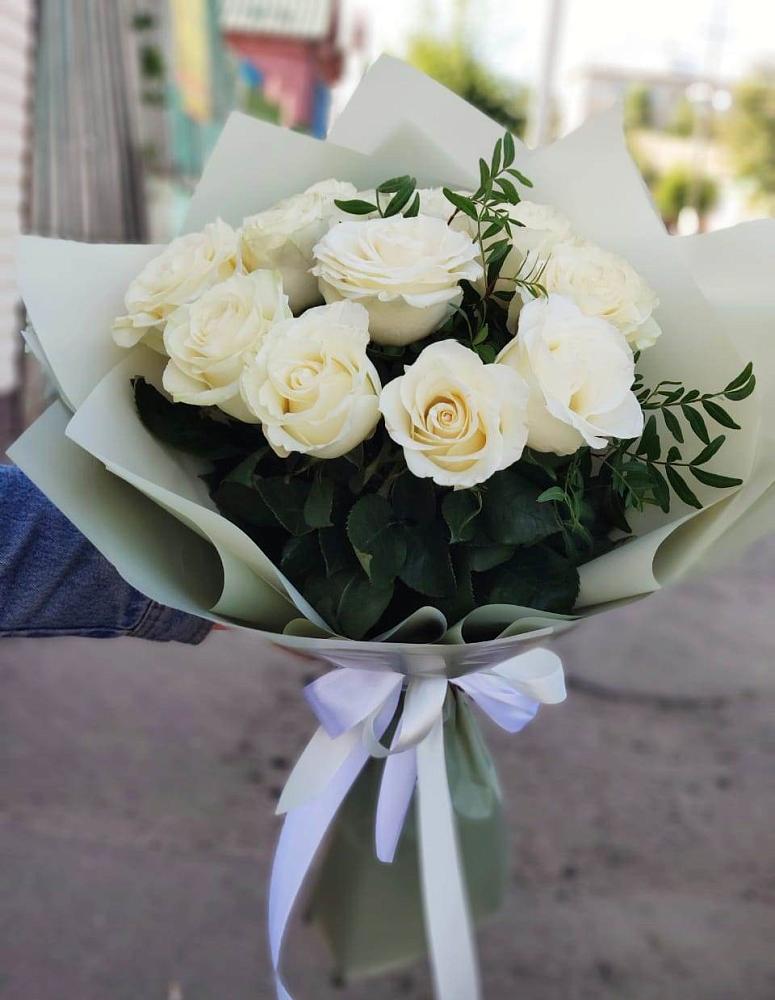 Букет Белые розы Проуд в Ордынском