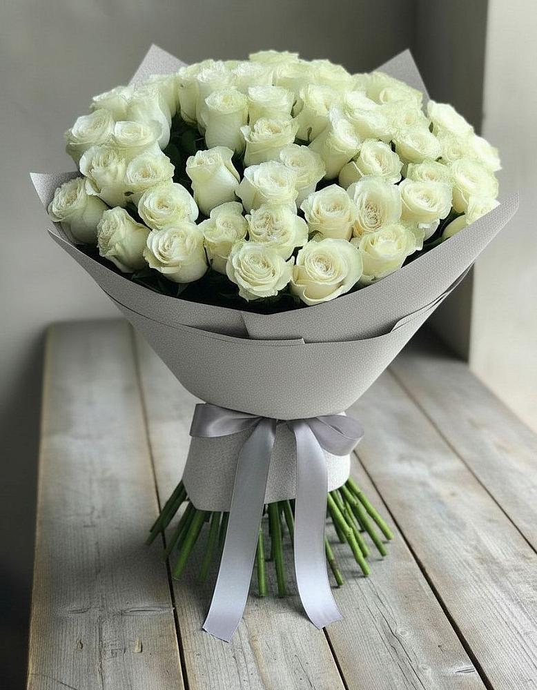 Букет 35 Белых роз в Ордынском