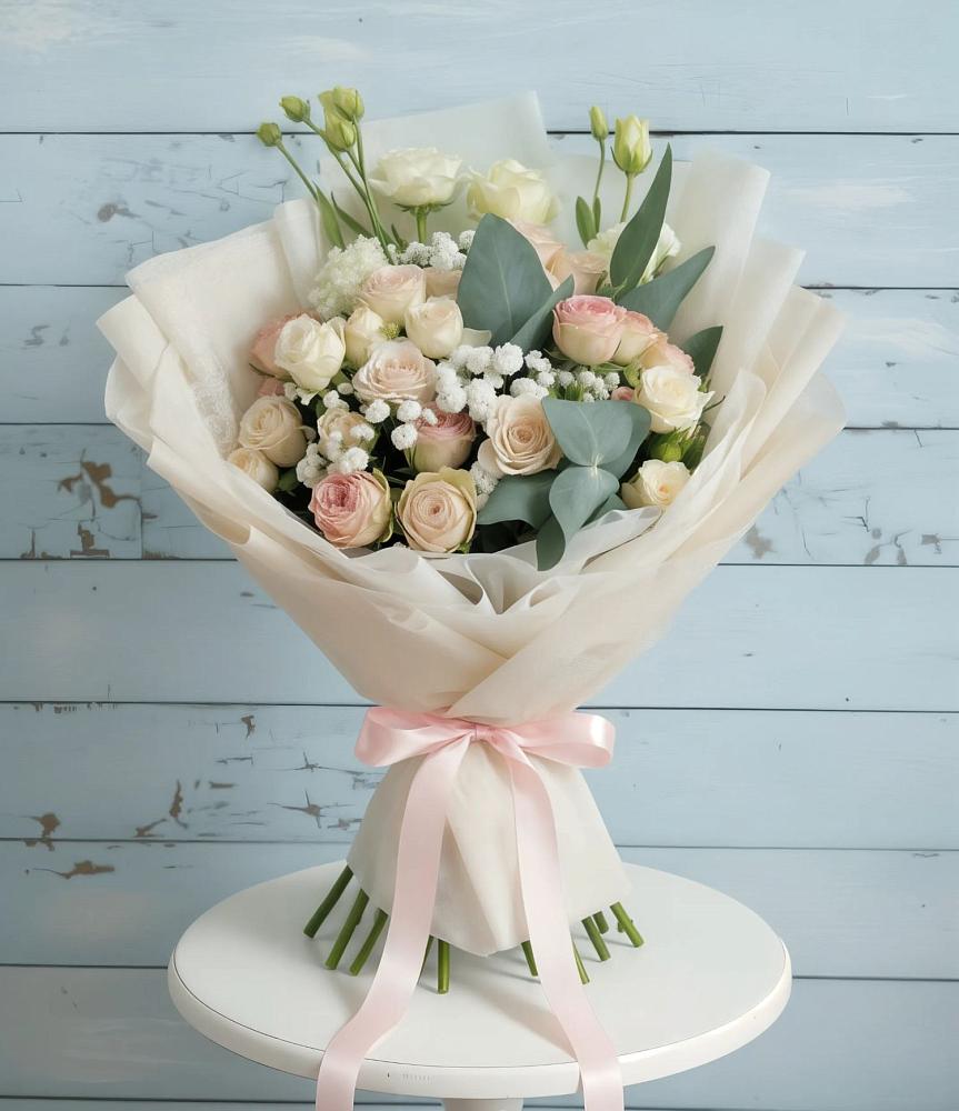 Букет цветов из: Розы и Лизиантусы в Ордынском