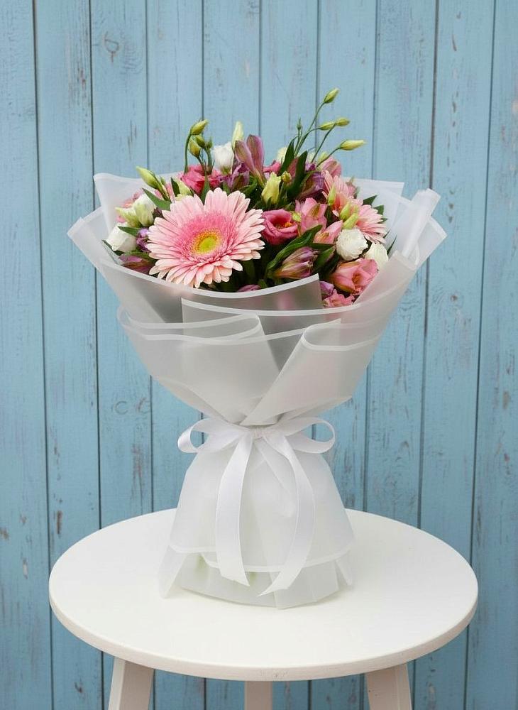 Букет цветов из: Герберы, Альстромерии и Лизиантусы в Ордынском