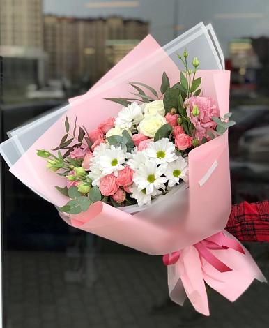Букет цветов из: Розы, Лизиантусы и Хризантемы в Ордынском